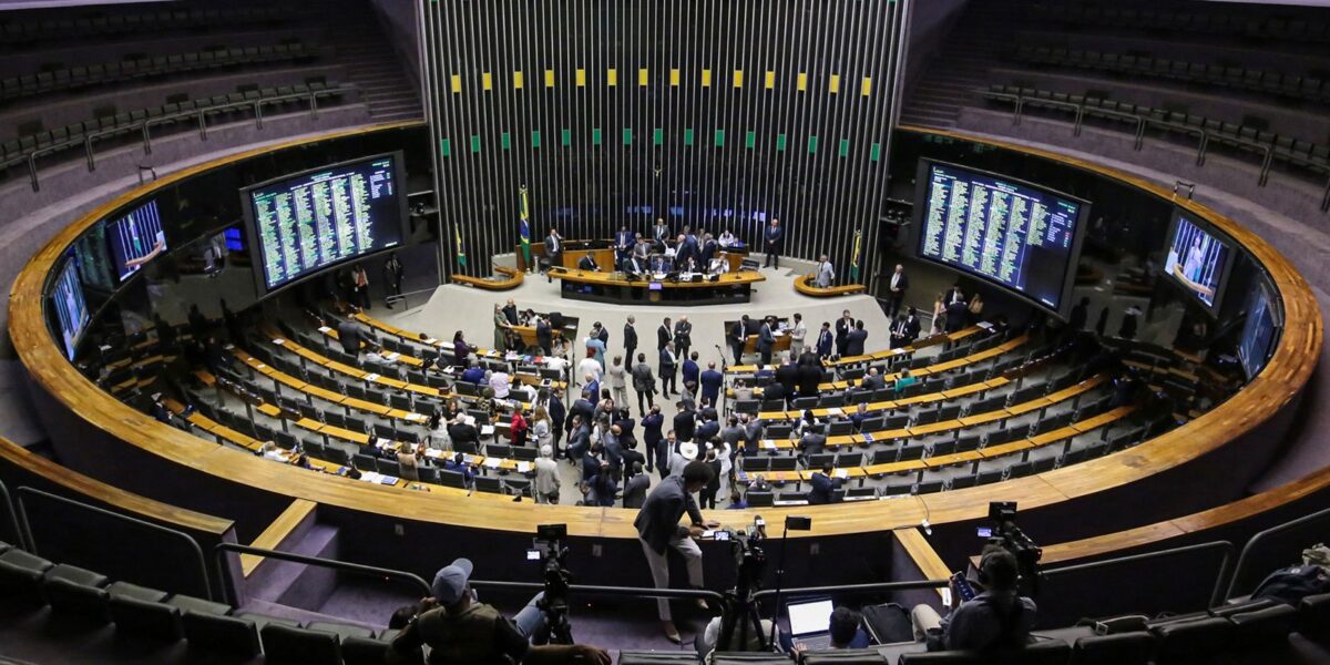 Câmara aprova urgências para projetos com foco em educação 1 rss featured 1670 1760041214
